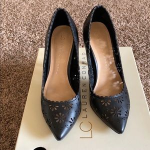 Lauren Conrad || Black Heels